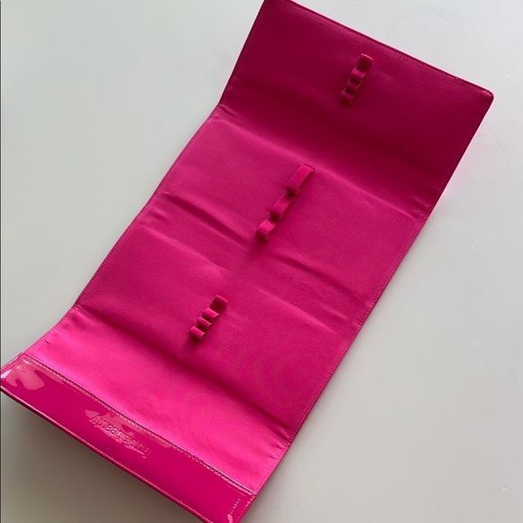 HUDA BEAUTY Vibrant Pink Makeup Organizer - Picture 1 of 3